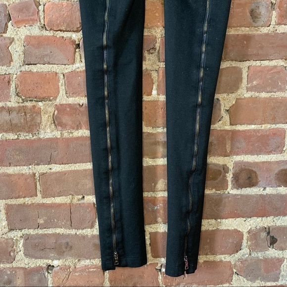 Vintage BCBGMaxAzria Black Mid Rise Legging w/ Back Leg Zippers - Picture 8 of 11